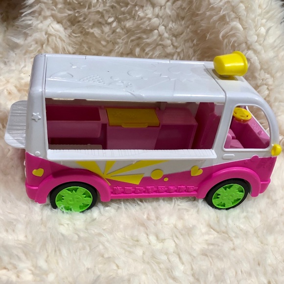 PRICE FIRM NIB SHOPKINS ICE CREAM TRUCK - Picture 7 of 7